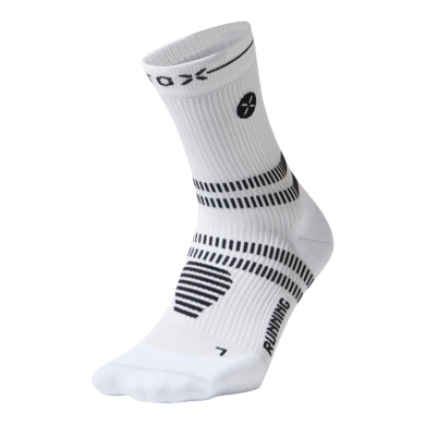 STOX Energy Socks Laufsocke Kompression Running Ankle Socks (gezielte Kompression) weiss/schwarz Damen - 1 Paar