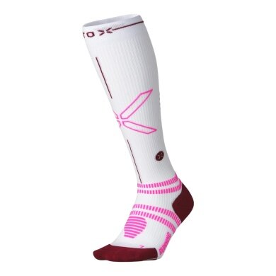 STOX Energy Socks Laufsocke Kompression Running Socks (fördert Durchblutung) weiss/bordeauxrot Damen - 1 Paar