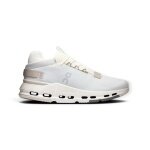 ON Sneaker Cloudnova 2 weiss/sand Damen